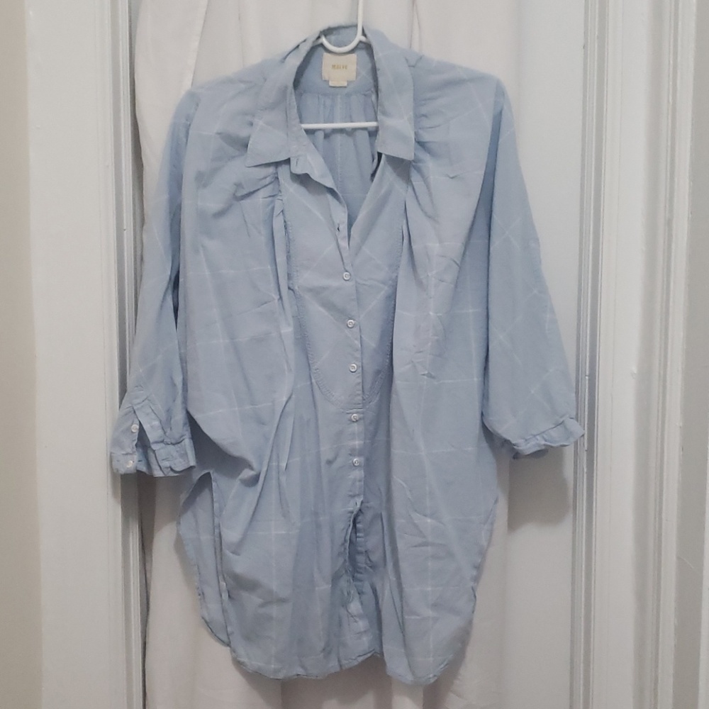Oversized buttoned shirt